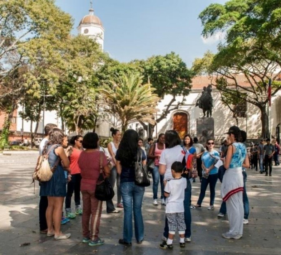 Recorrido por las calles del Casco de Chacao